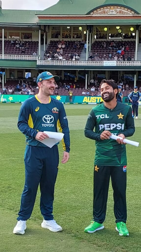 Aus vs Pak T20 ( spencer johnson